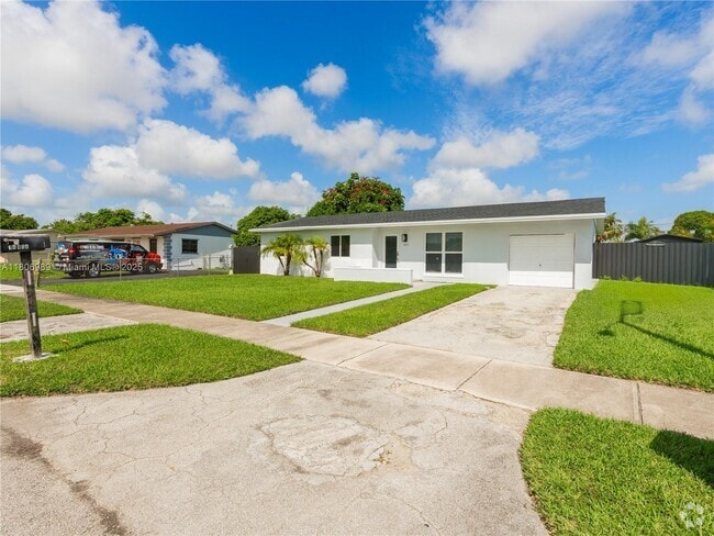 Building Photo - 14414 SW 105th Ct Rental