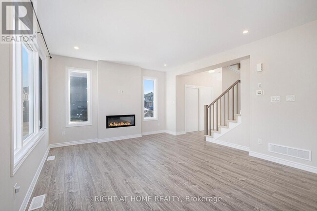 Photo - 332 Peninsula Rd