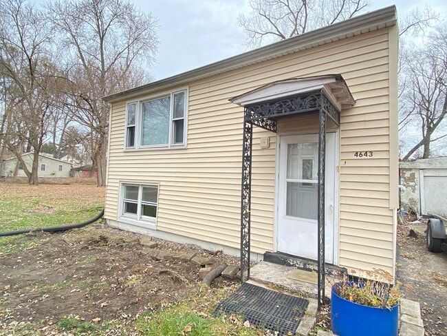 Photo - 3 Bed 1.5 Bath Home In Gary