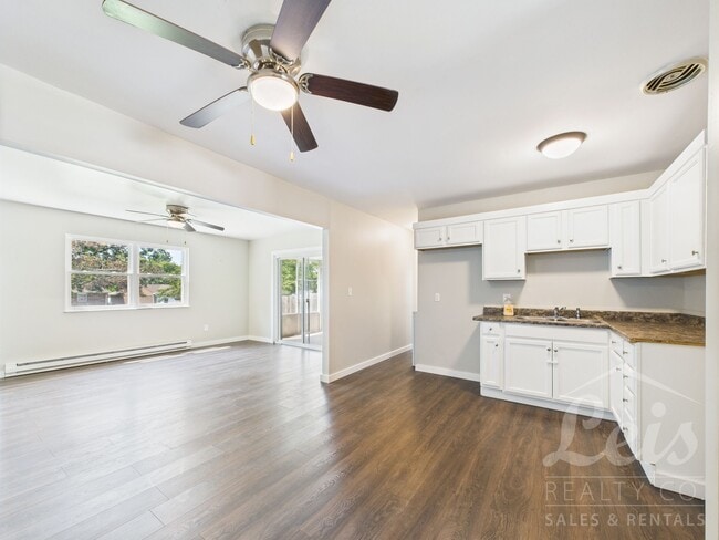 Photo - 1473 Skylark Dr