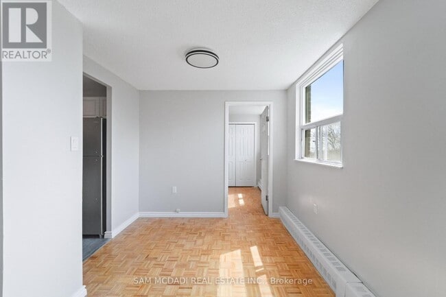 Photo - 62 Spencer St E Unit 202