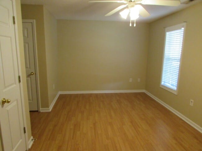 Photo - Bright 1 Bed/1 Bath Condo - Main Level - O...