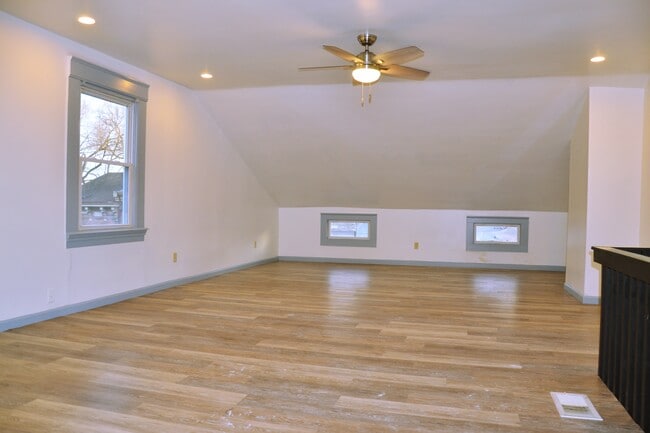 Photo - 522 W McMicken Ave Unit 2