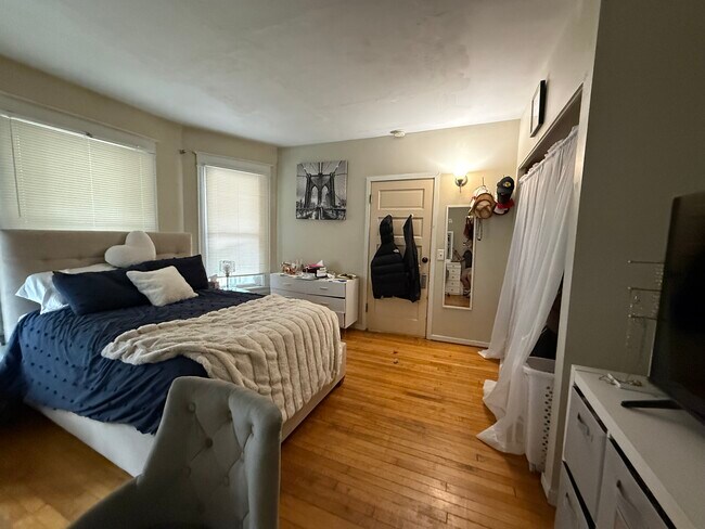Photo - 405 E Johnson St Unit 405 East Johnson
