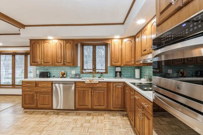 Photo - 4120 W 98th Terrace