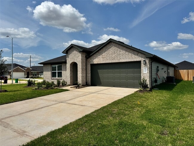 Building Photo - 30434 Canterbury Fields Dr Rental