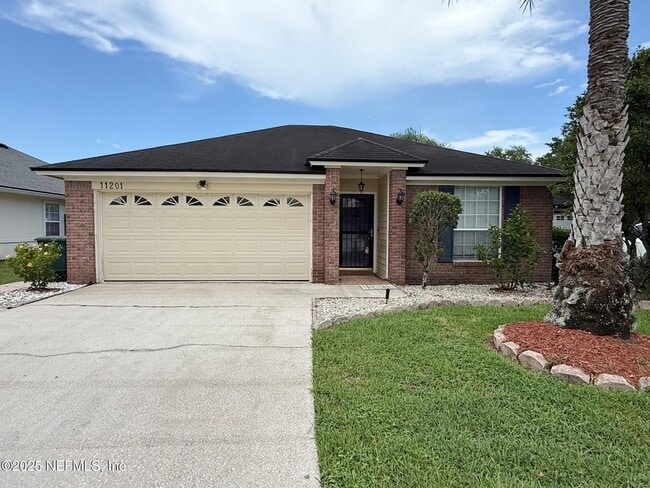 Building Photo - 11201 Wandering Oaks Dr Rental