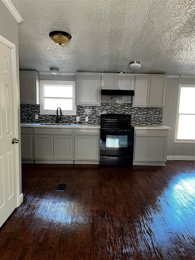 Photo - 363 Brittany Ln