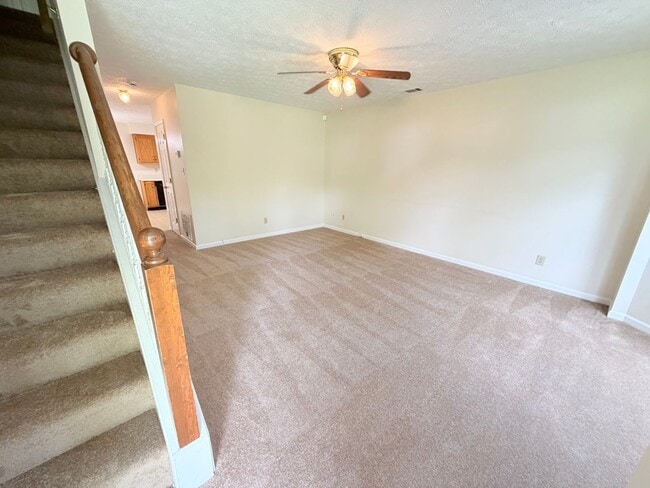 Photo - 2 Bedroom, 1 1/2 Bathrooms - Townhouse West Rome