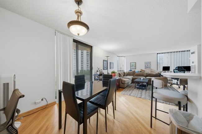 Photo - 70 W Huron St