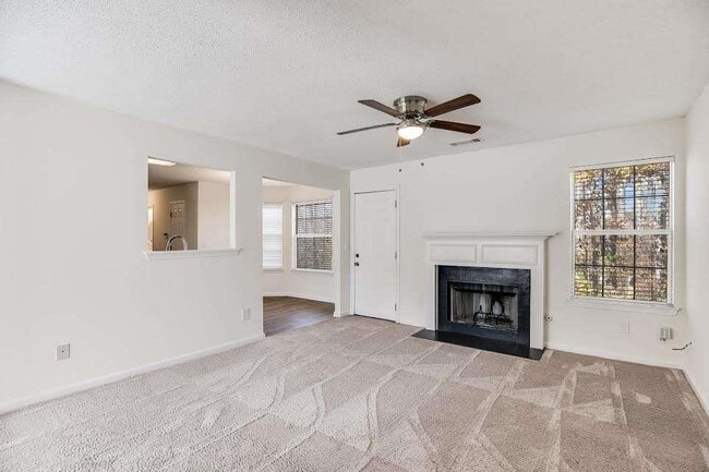 Photo - 6968 Foxmoor Way