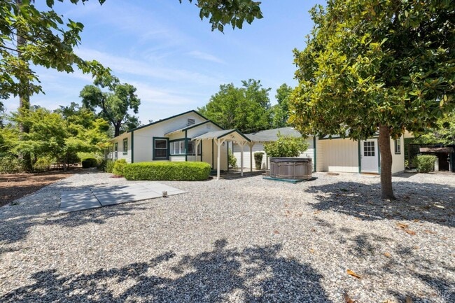 Photo - 7738 St Helena Hwy House