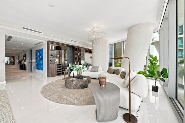 Photo - 300 Biscayne Blvd Way Unit 301
