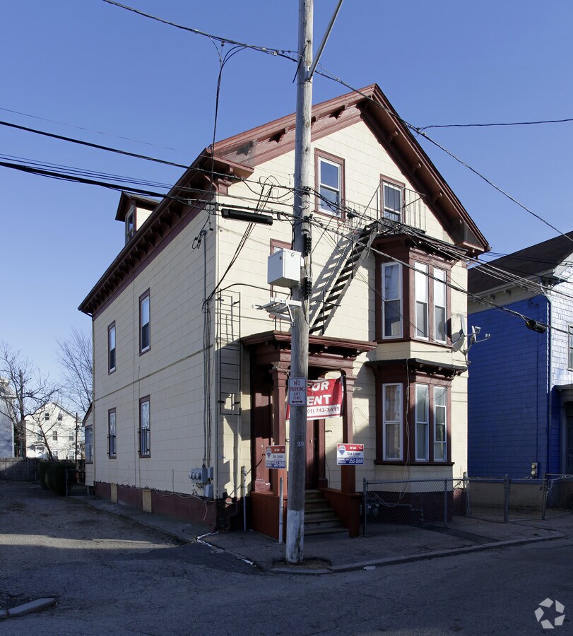 Photo - 144 Parade St