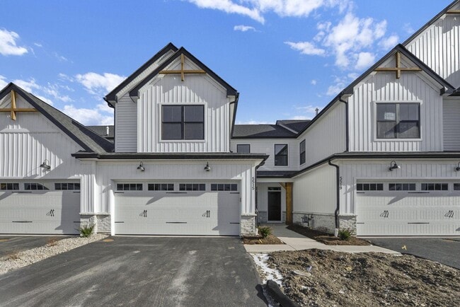 Building Photo - 5515 Fawnsbury Ct