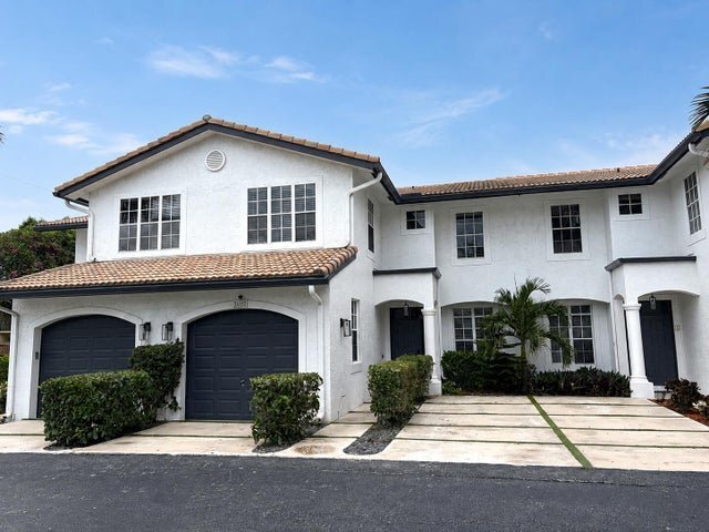 Photo - 350 SW 8th St