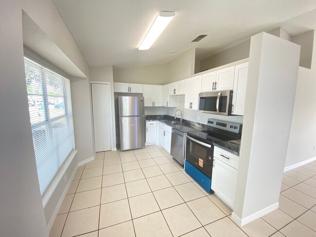 Photo - 312 San Gabriel St