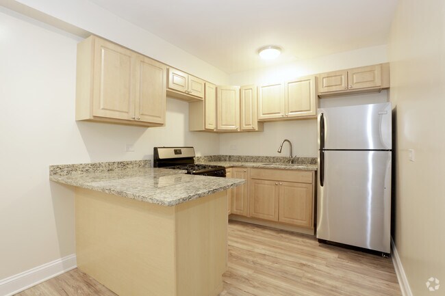 Commonwealth Apartments - Commonwealth Apartments