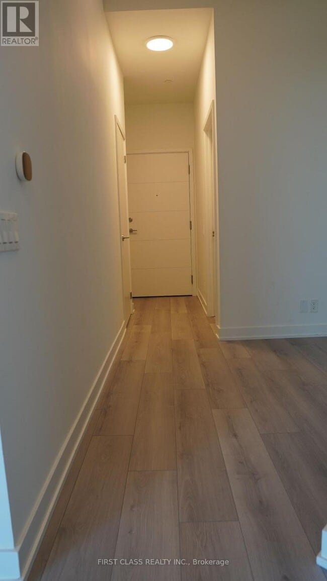 Photo - 20 Deans Dr Unit 819
