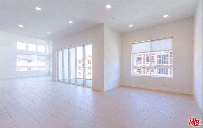 Photo - 12642 Sandhill Ln Unit 3