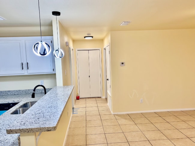 Photo - 108 Shannon Cir Unit D