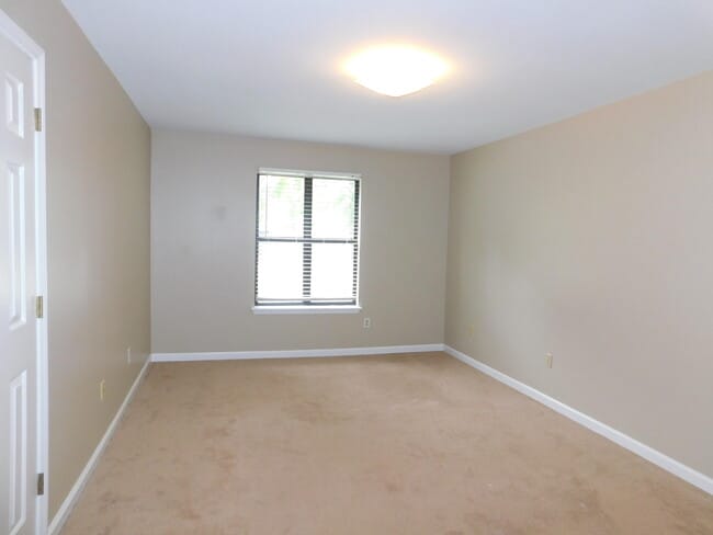 Photo - 516 Cambridge Rd