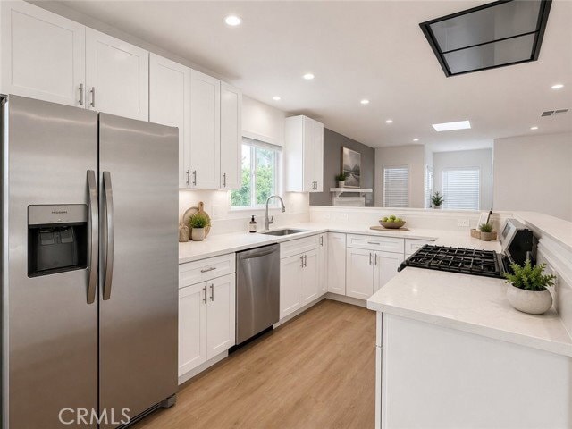 Photo - 12542 Emelita St