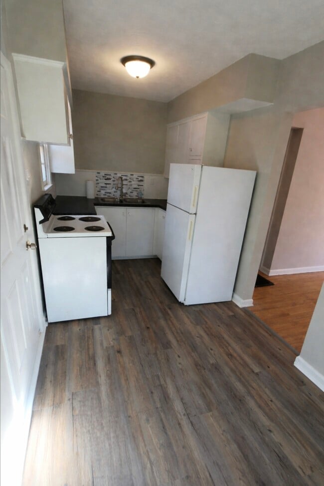 Photo - 1038 S Laura St Unit 1