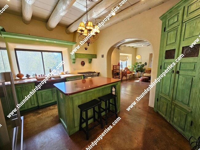 Photo - Charming Historic Tesuque Home – Fully Fur...
