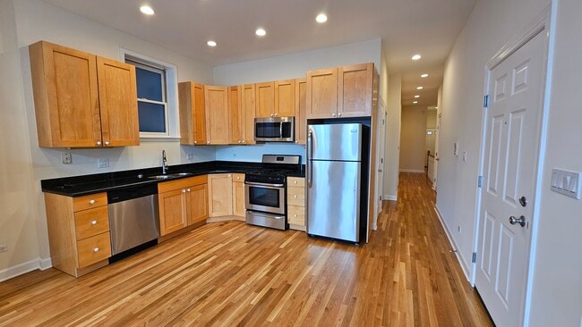 Photo - 511 N Hartland Ct Unit # 01S
