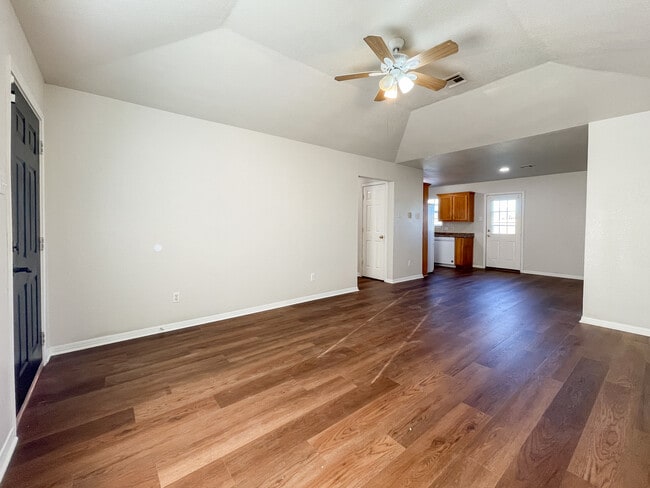 Photo - 175 Spring Water Ln