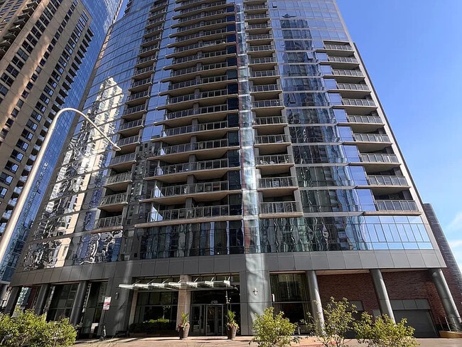 Photo - 450 E Waterside Dr Unit 407