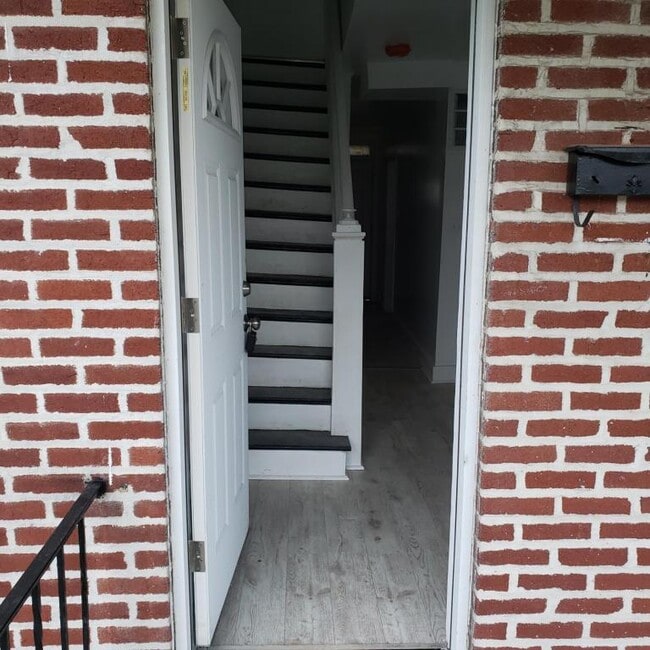 Photo - 3317 Lyndale Ave