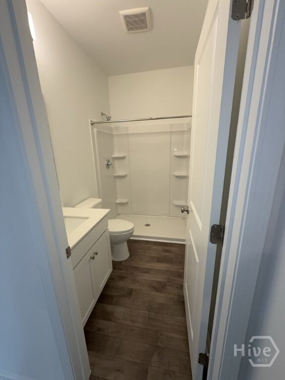 Photo - 145 Kingswood Cir