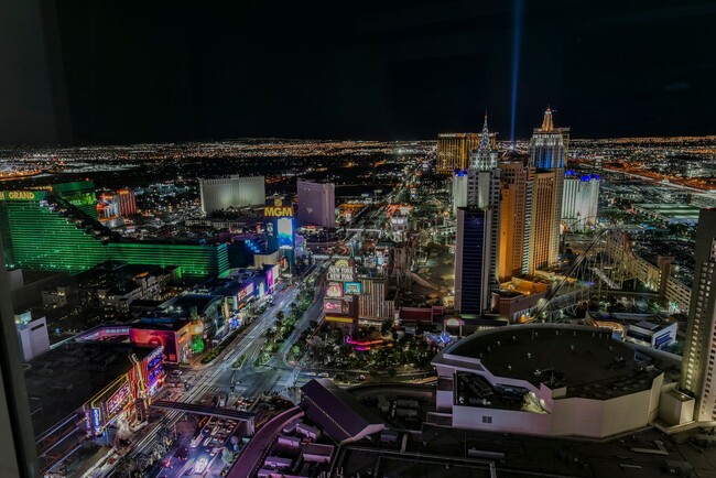 Photo - Waldorf Astoria Las Vegas- 1 bed .5 bath on the 39th floor!