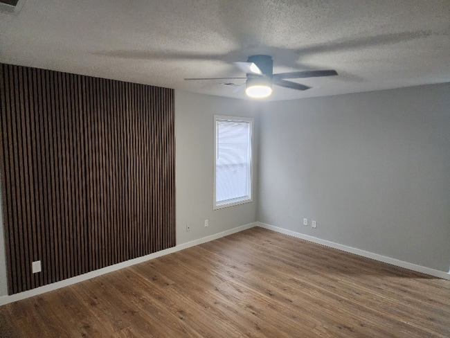 Photo - 3609 Wayne Ave