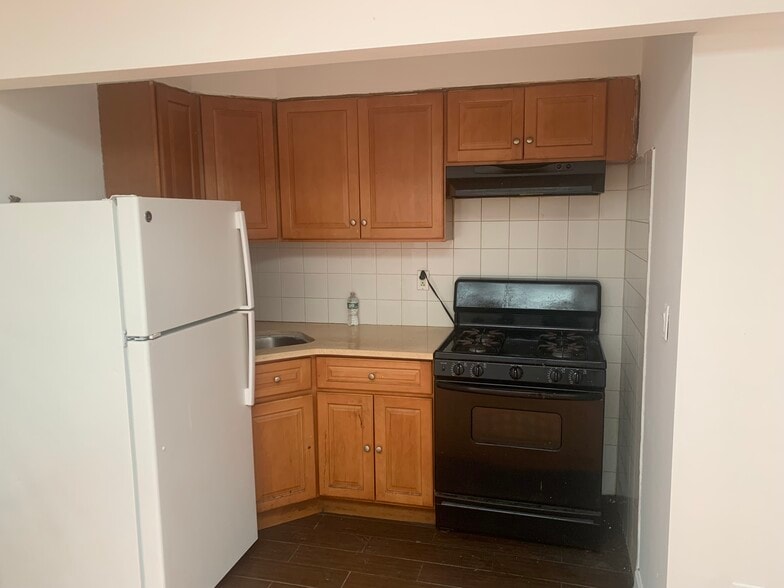 1157 Flatbush Ave