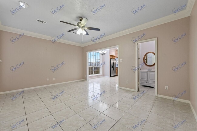 Photo - 3211 Wessex Cir