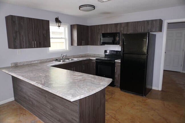 Photo - 314 SW 3rd St Unit 314 SW 3rd- #B