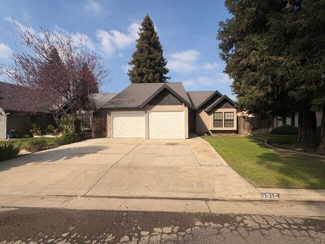 Photo - Beautiful 3 bedroom Home for rent in Visalia, Ca