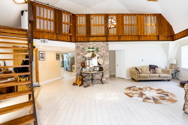 Photo - 11145 153rd Ct N