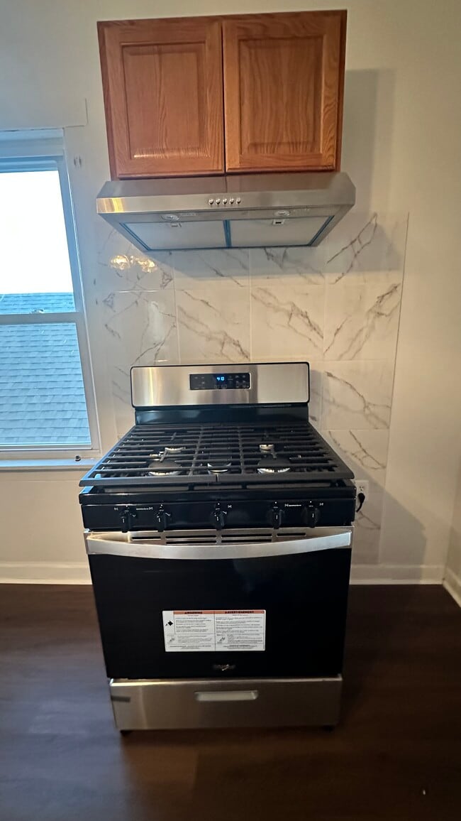 6446 S Artesian Ave Unit 2