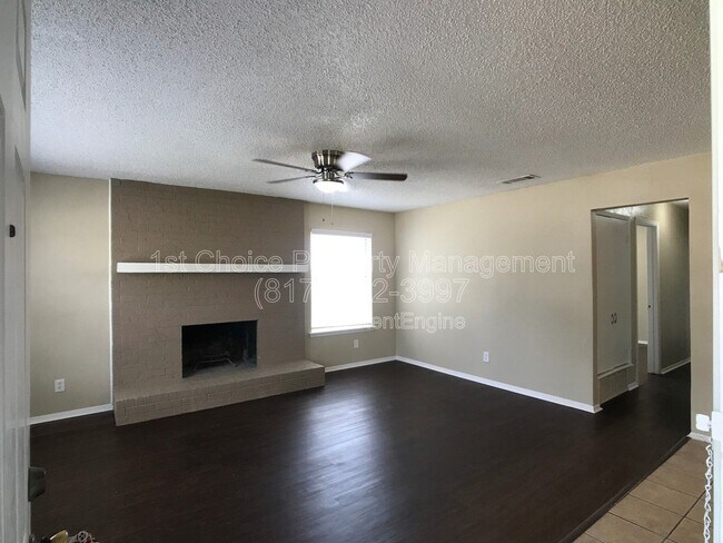Photo - 7041 Crosstimbers Ln
