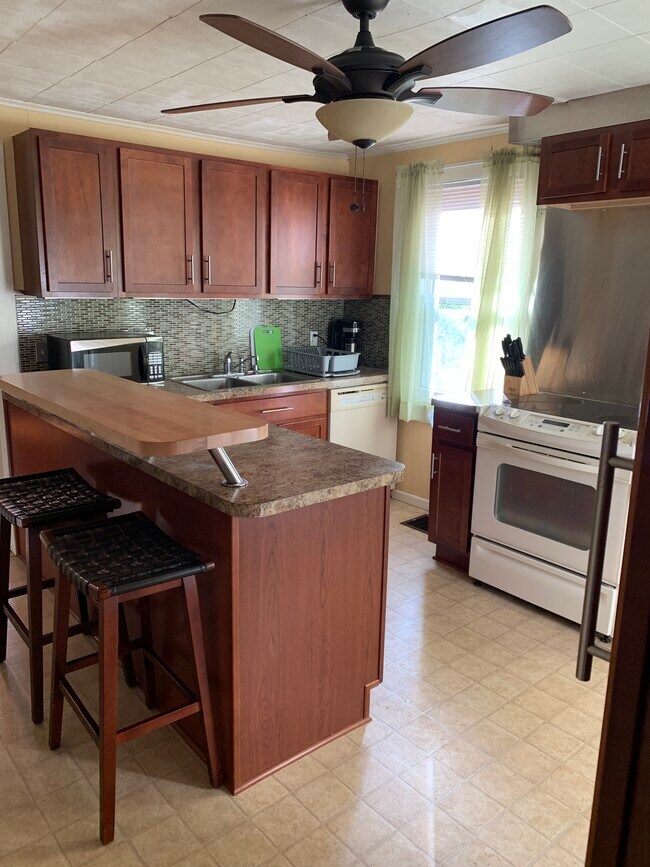 934 Vine St Unit 934 Vine Street Rental House Rental in Danville, PA