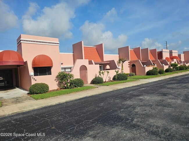 Building Photo - 754 S Orlando Ave Unit 206