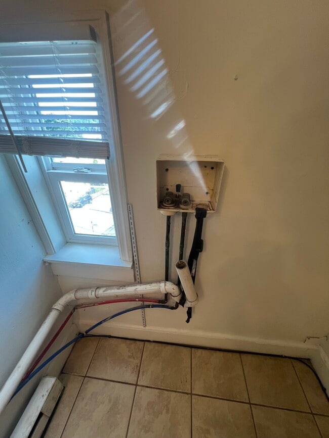 13 Davis St Unit 3