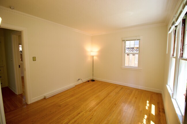Photo - 212 Gilbert Ave