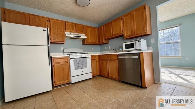 Photo - 826 Magnolia Ln