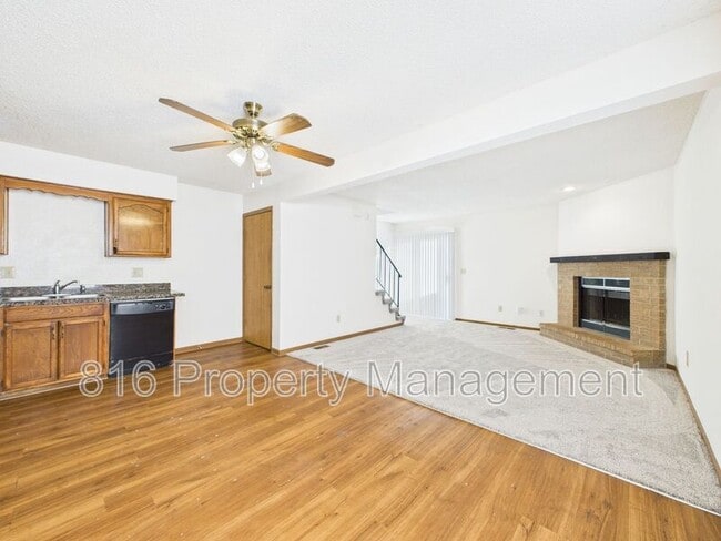 Photo - 3517-3523 NE Independence Ave -