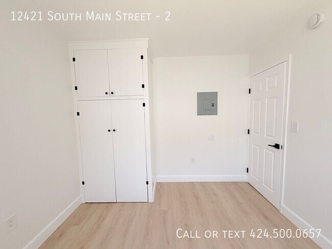 12421 Main St Unit 2